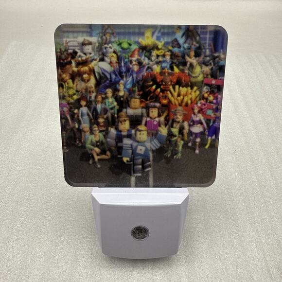 Night Light Plug into Wall For Boys, Girls Roblox design used *READ... - Picture 2 of 11